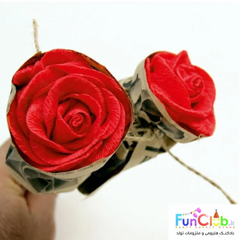 گل رز قرمز کاغذی دست ساز